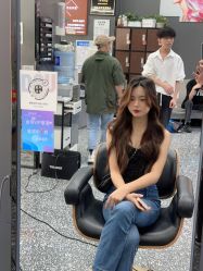 -藤野造型专业烫染接发