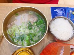 -梨花牛肉汤饭(仁恒伊势丹店)