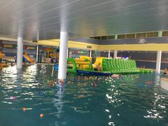-天鹅湖温泉游泳馆