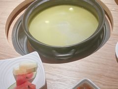-一朵菌·野生菌探索家火锅(南亚店)
