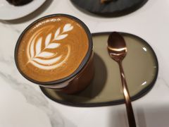 -潮一不贰·法式甜品·生日蛋糕·西式简餐(外滩店)