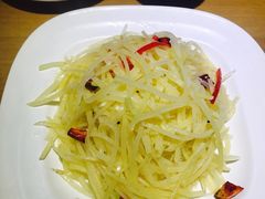 -吕氏疙瘩汤·海鲜新鲁菜(凯德mall新都心店)
