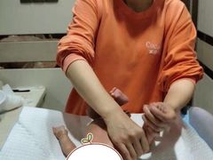 -爱的果实月嫂育婴师(世纪东方店)