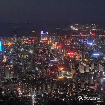 黄河远上白云间 一片孤城万仞山