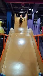 -欧酷世界动力星球(王府井奥莱UP TOWN店)