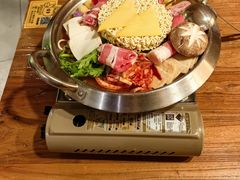 小木屋部队锅-恩你小木屋·韩式料理(假日广场店)