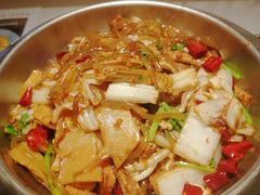 -荷花亭·湖北融合菜(中商广场店)