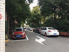 -上海中医药大学附属市中医医院-停车场