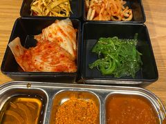 -青瓦炭韩潮烤肉(花园道店)