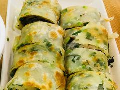 葱饼卷牛肉-台北楚楚园馅饼粥(虹桥南丰城店)