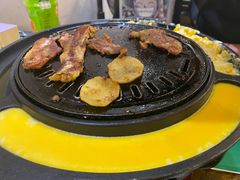 -胡悦里韩式烤肉(芝罘万达广场店)