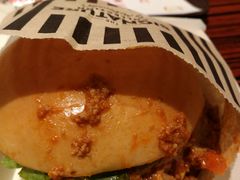 安格斯—煎蛋肉酱堡-麦当劳(新濠影汇店)