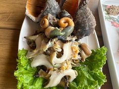 -漫月里·鲁菜海鲜小渔村(海水浴场店)