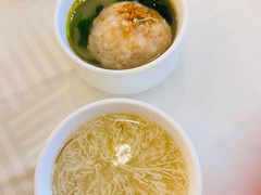 蟹粉狮子头-怡园饭店-餐厅(四望亭店)
