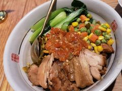 剁椒鸡拌饭-呼啦面馆·头牌豌杂面(爱琴海店)