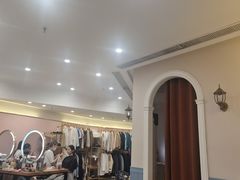 -拾光秀照相馆(石家庄勒泰中心店)