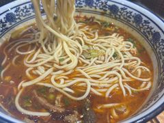 -小国抻面大烧烤馆