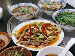 -怪难吃·乐山跷脚牛肉(新牌坊店)