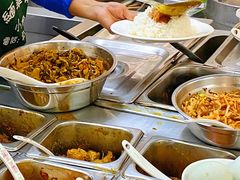 -缅华南国小食店