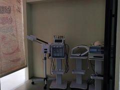 -艾通康缘艾灸.疼痛.睡眠养生馆(凤凰城店)