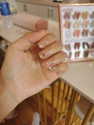 -米小兔美甲美睫