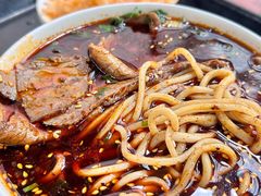 -陇上全荟兰州传统牛肉面(延吉路店)
