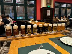 一米啤酒唯森扎啤翘杯-兰特伯爵西餐厅·啤酒屋(方庄店)