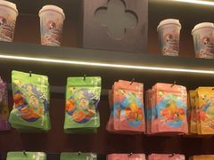 -茶理宜世(广州南站（站内）3楼B17检票口店)
