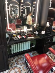 -豪帅男士理容馆