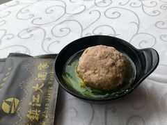-新镇江酒家(南京西路店)