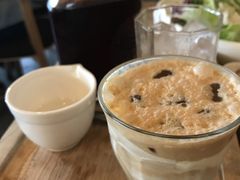 -Common Table · Brunch & Coffee