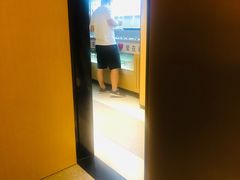 -海底捞火锅(海宁路店)