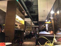 大堂-钱小奴海鲜自助黑金店(杭州滨江龙湖店)