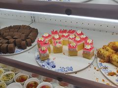 -爱客得牛排海鲜烤肉·火锅自助(春熙路黑金好店)