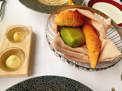 餐前面包-Kathleen's Waitan 凯圣琳江景西餐厅(外滩店)