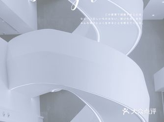 深圳美术馆|光明最ins白的旋转楼梯，太好拍了～