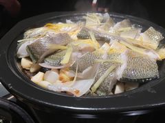 招牌蒜香焗黄鱼-绿茶餐厅(城西银泰城店)