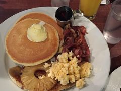 -Pancakes on the rocks(Darling Harbour)