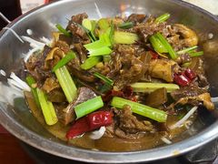 带皮牛肉-苗湘食府(十年店)