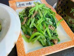 鲜蘑炒小白菜-诺敏塔拉奶茶-布里亚特包子-手把肉(锦都会店)