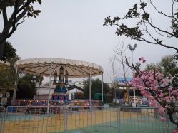 -玄武湖景区-情侣园游乐场