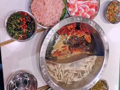 -憨铁匠老火锅(龙岗万科里店)