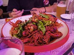 -海盗船. 龙虾烧烤. 酒馆