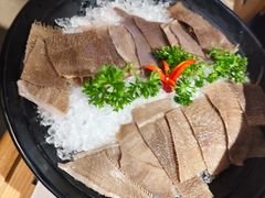 自贡千层毛肚-周渝食惦酸菜鱼(青浦店)