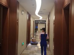 -蓝蔻酒店(深圳东站布吉万象汇店)