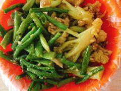 -咱家王新国把子肉(县东巷店)