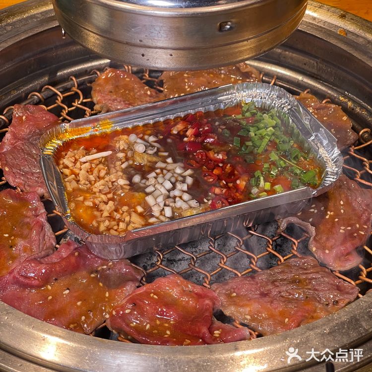 成都老牌日式烧肉丨实惠量大，和牛、五花、寿司好好吃😆