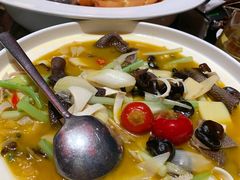 -鸽子侯·家宴·平价海鲜(市图书馆店)