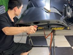 -鲨鱼皮汽车凹陷玻璃修复(静安店)