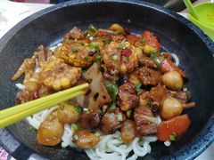 大丰收焖面-友达面馆·酸菜鱼面(钱塘区店)